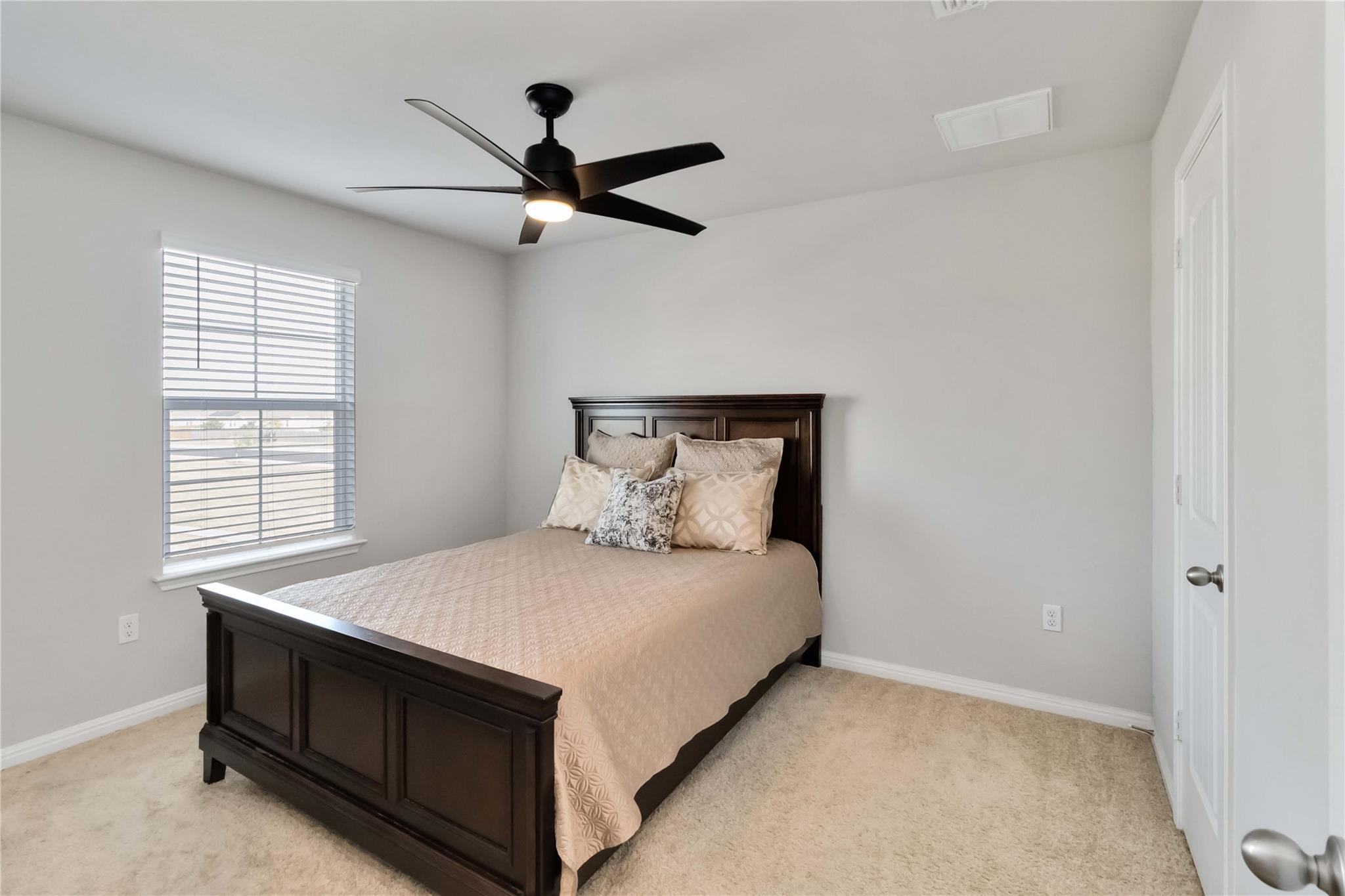 103 Mariners Lndg, Bastrop, TX 78602