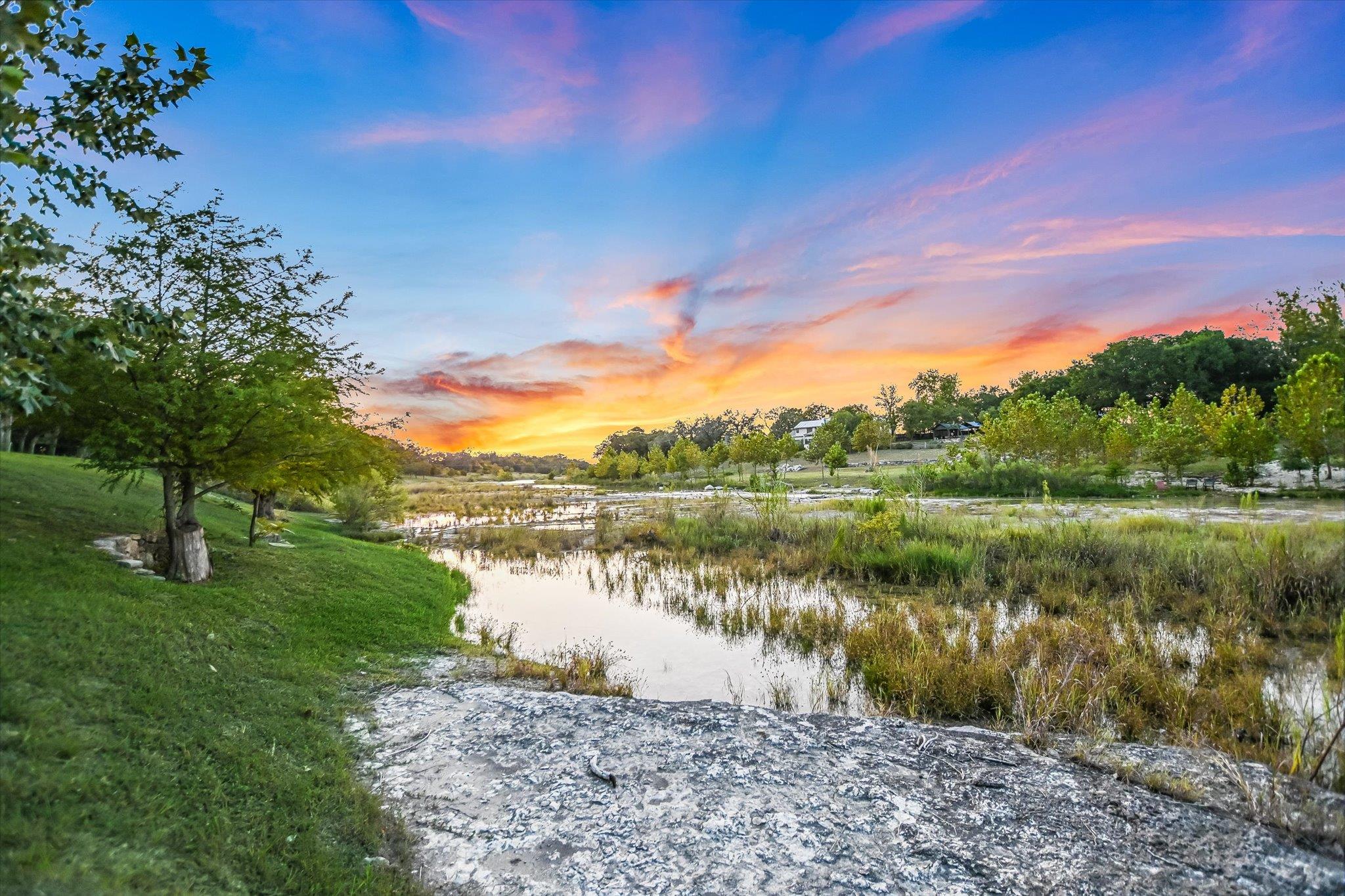 1121 Hidden Valley Rd, Wimberley, TX 78676