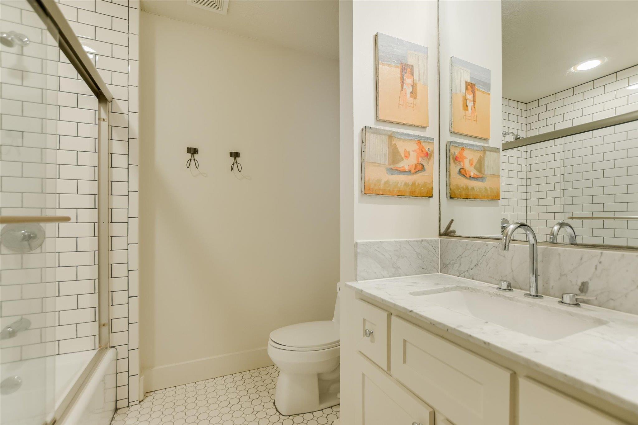 1121 Hidden Valley Rd, Wimberley, TX 78676