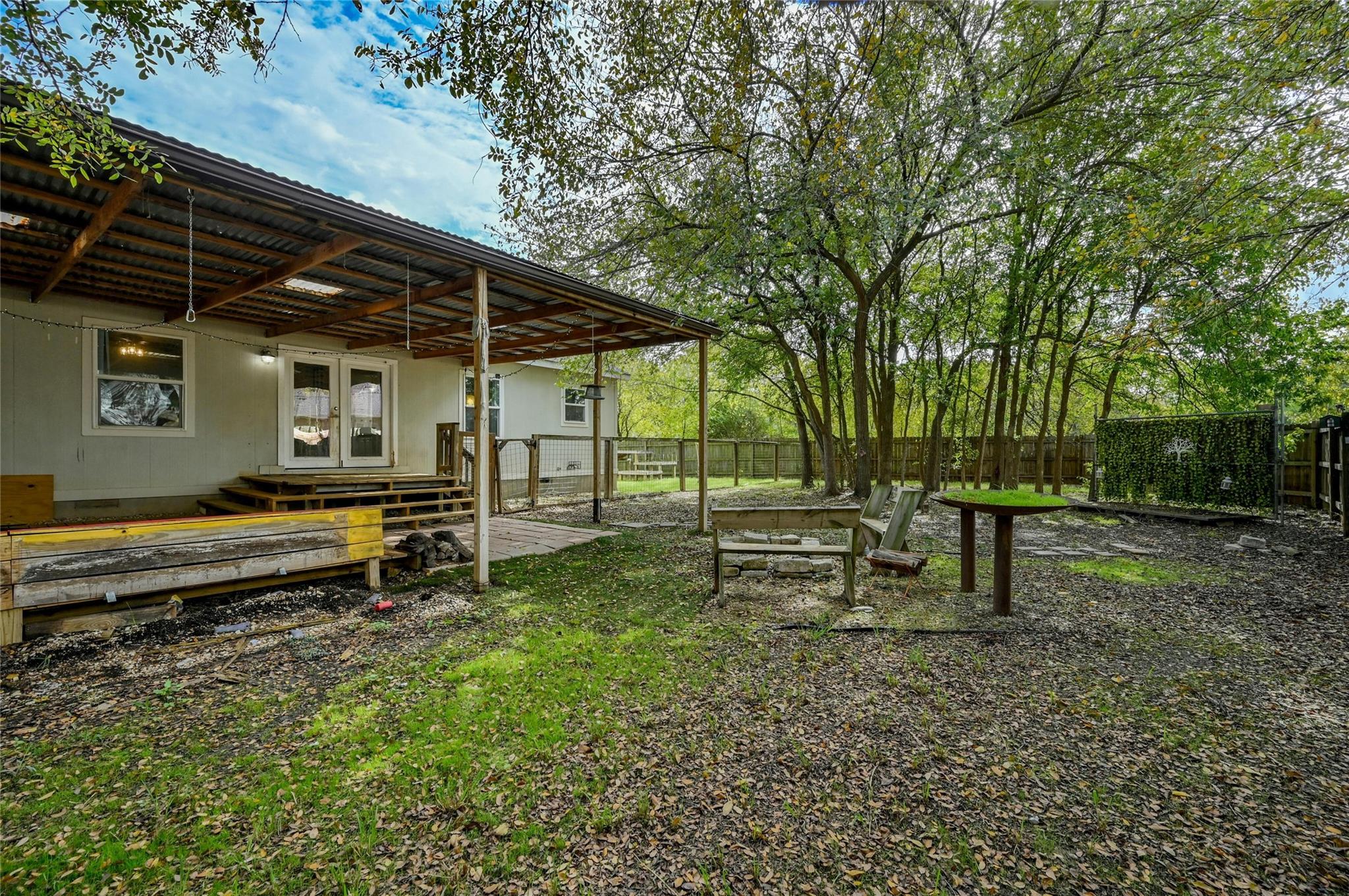 1619 J J Seabrook Dr, Austin, TX 78721