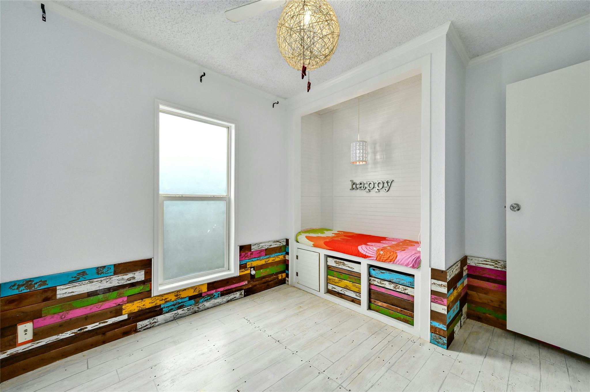 1619 J J Seabrook Dr, Austin, TX 78721