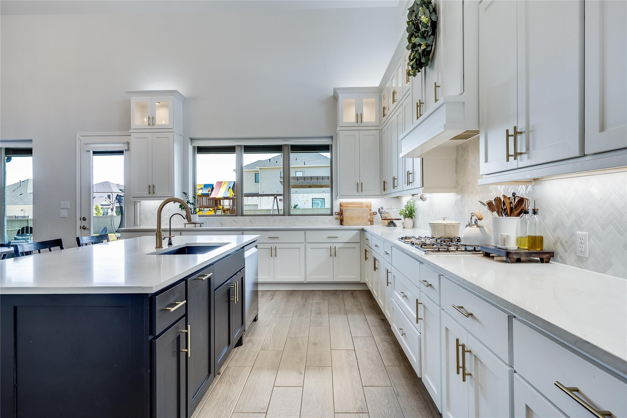 501 Sierra Lisa Cv, Liberty Hill, TX 78642