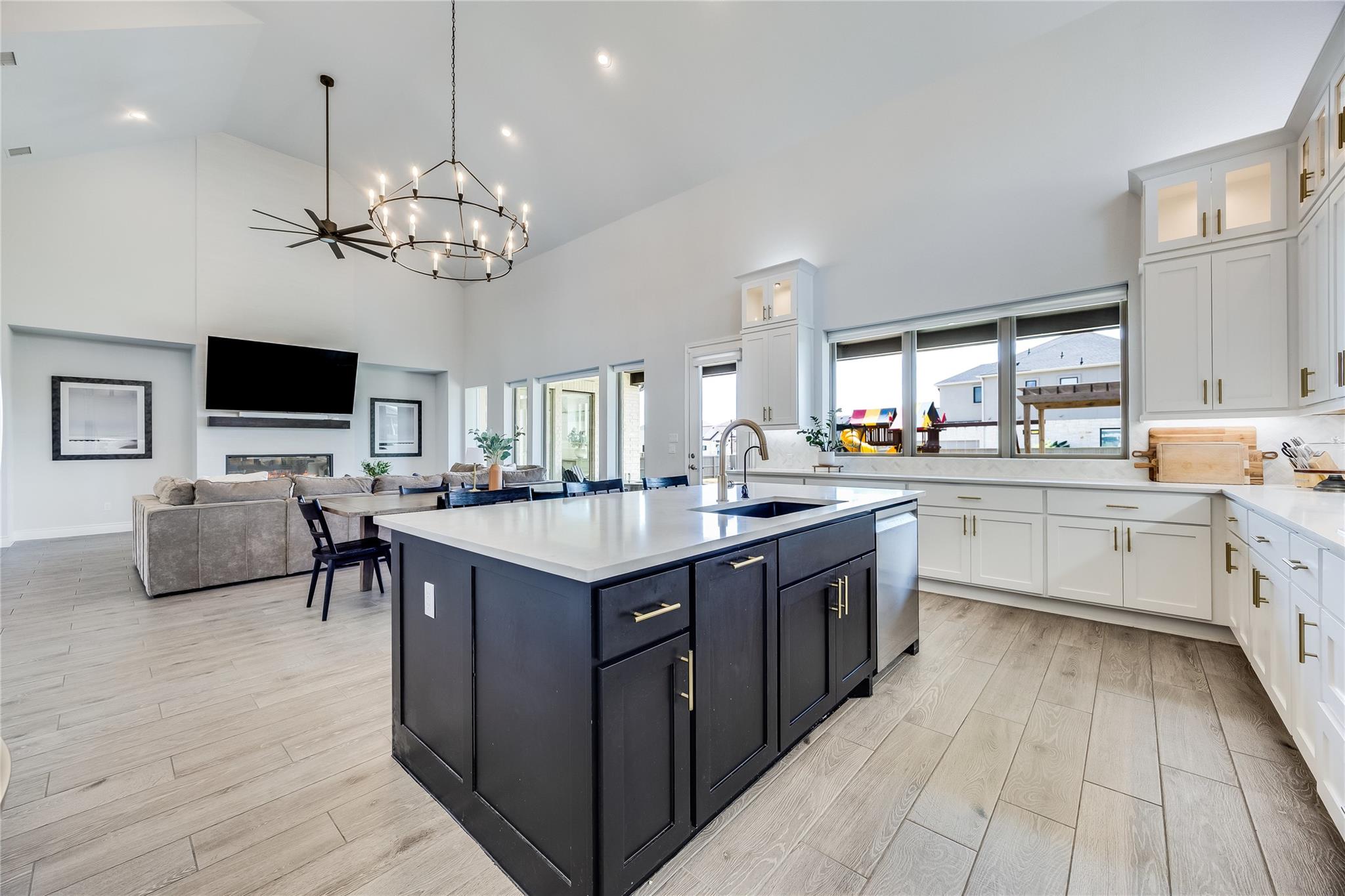 501 Sierra Lisa Cv, Liberty Hill, TX 78642