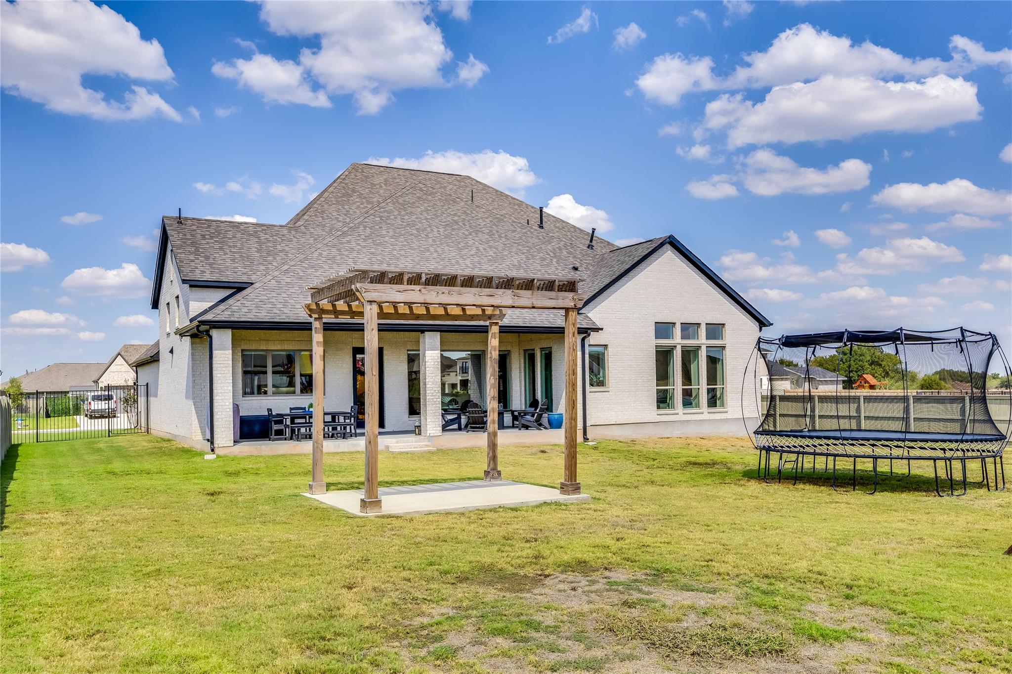 501 Sierra Lisa Cv, Liberty Hill, TX 78642