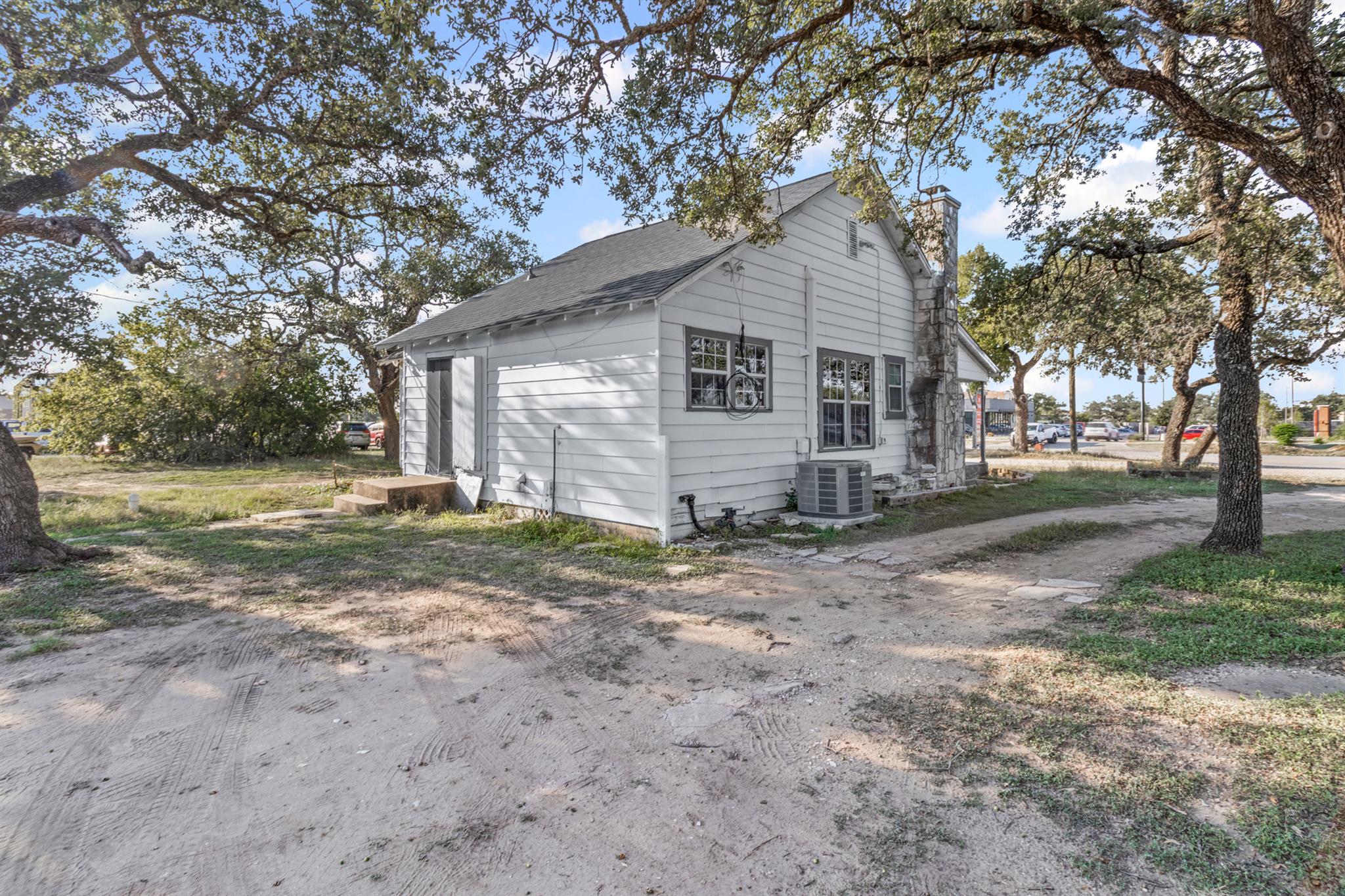 13002 W State Highway 29 Highway, Liberty Hill, TX 78642