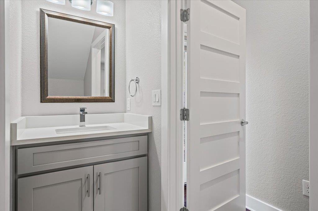 706 SHORT KEMP St # 2, Austin, TX 78741