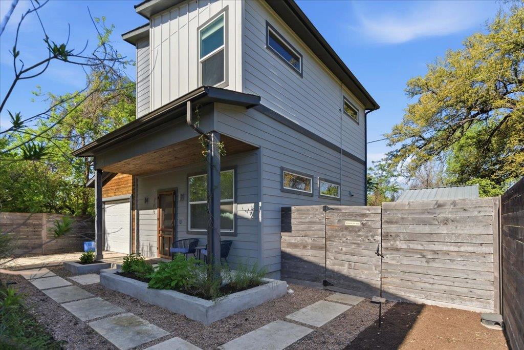 706 SHORT KEMP St # 2, Austin, TX 78741