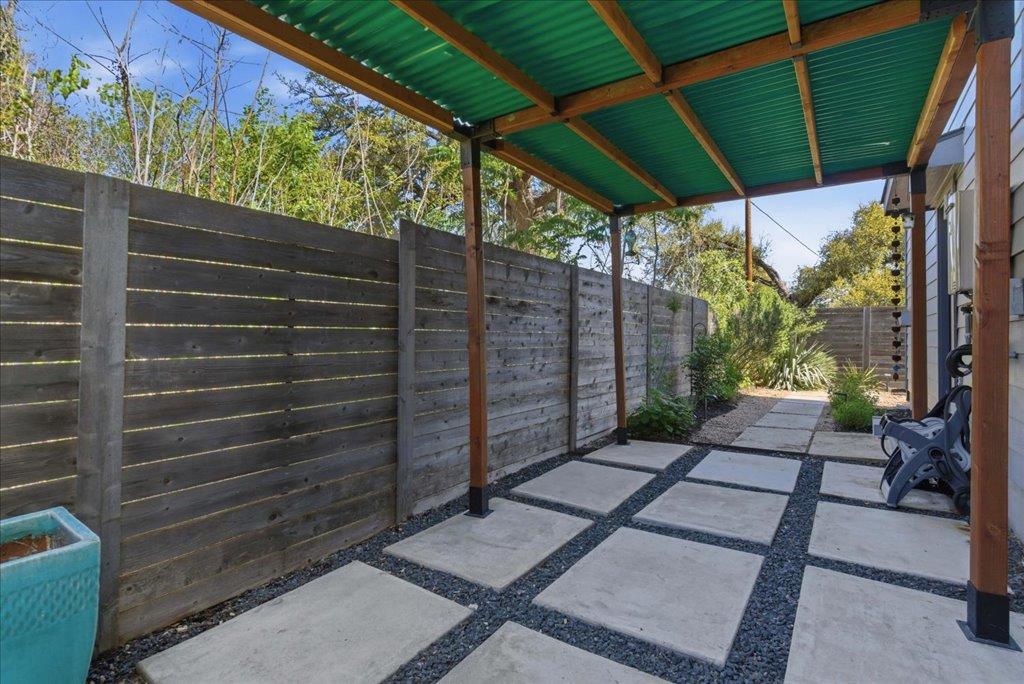 706 SHORT KEMP St # 2, Austin, TX 78741