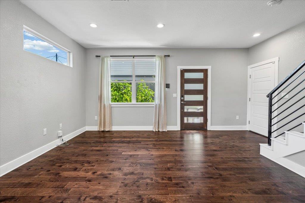 706 SHORT KEMP St # 2, Austin, TX 78741