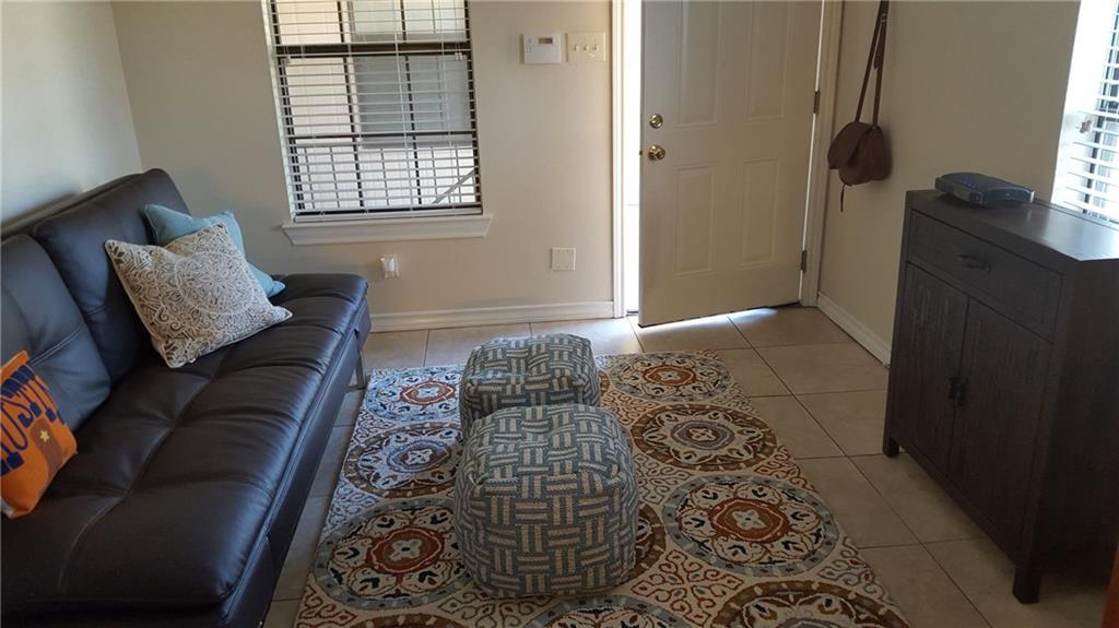 407 E 45th St # 216, Austin, TX 78751