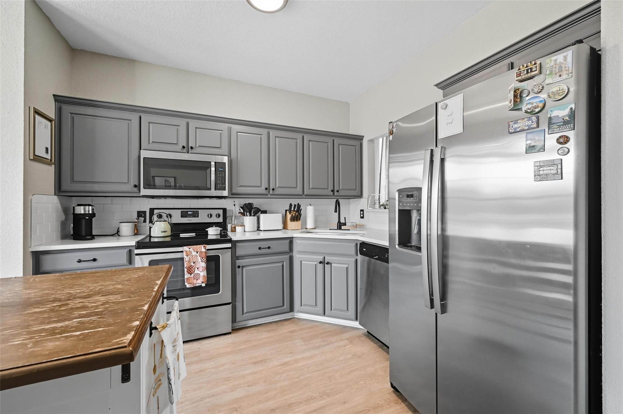 10312 Nelson Dr, Benbrook, TX 76126