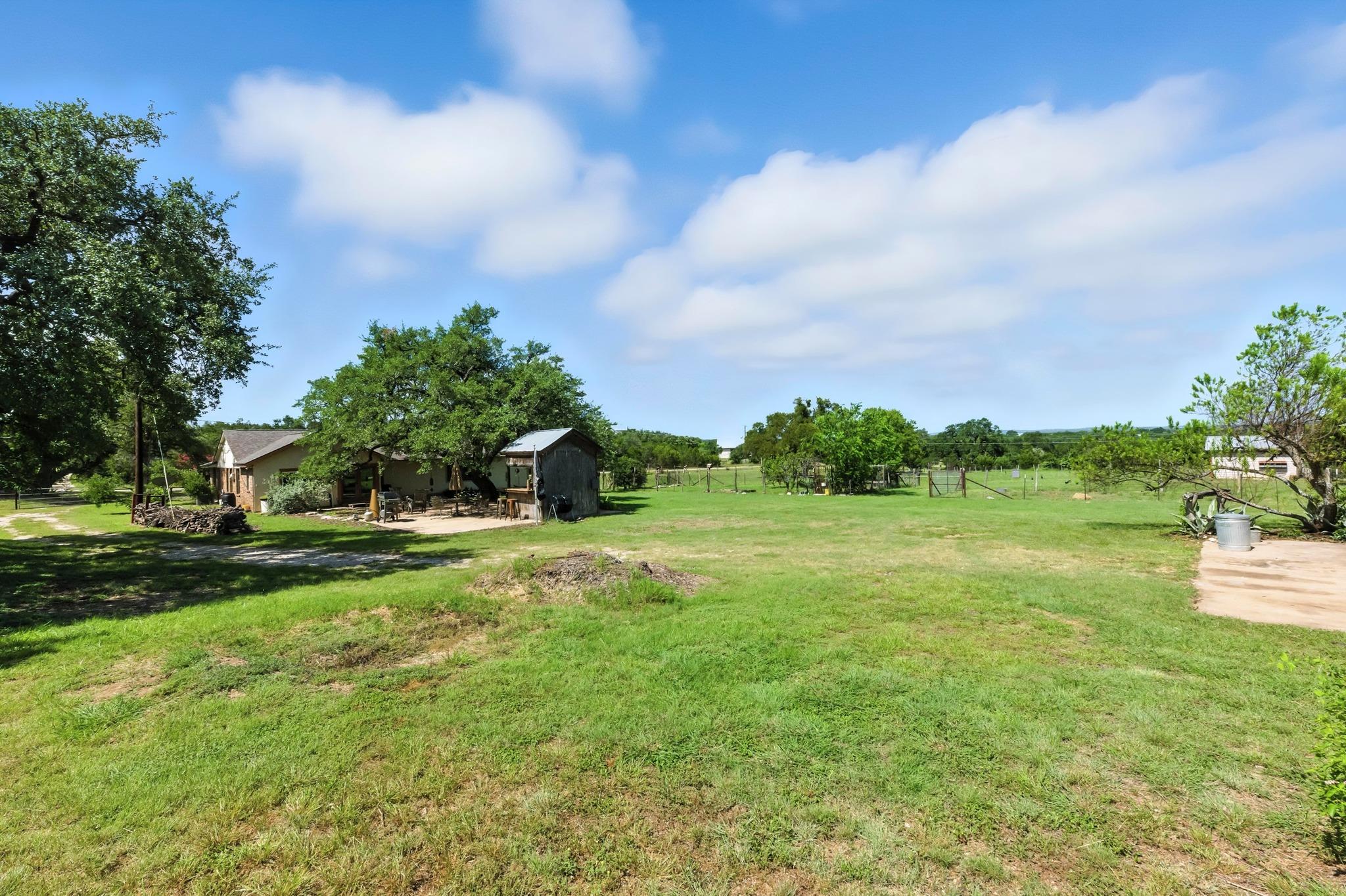 190 Carol Ann Dr, Austin, TX 78737