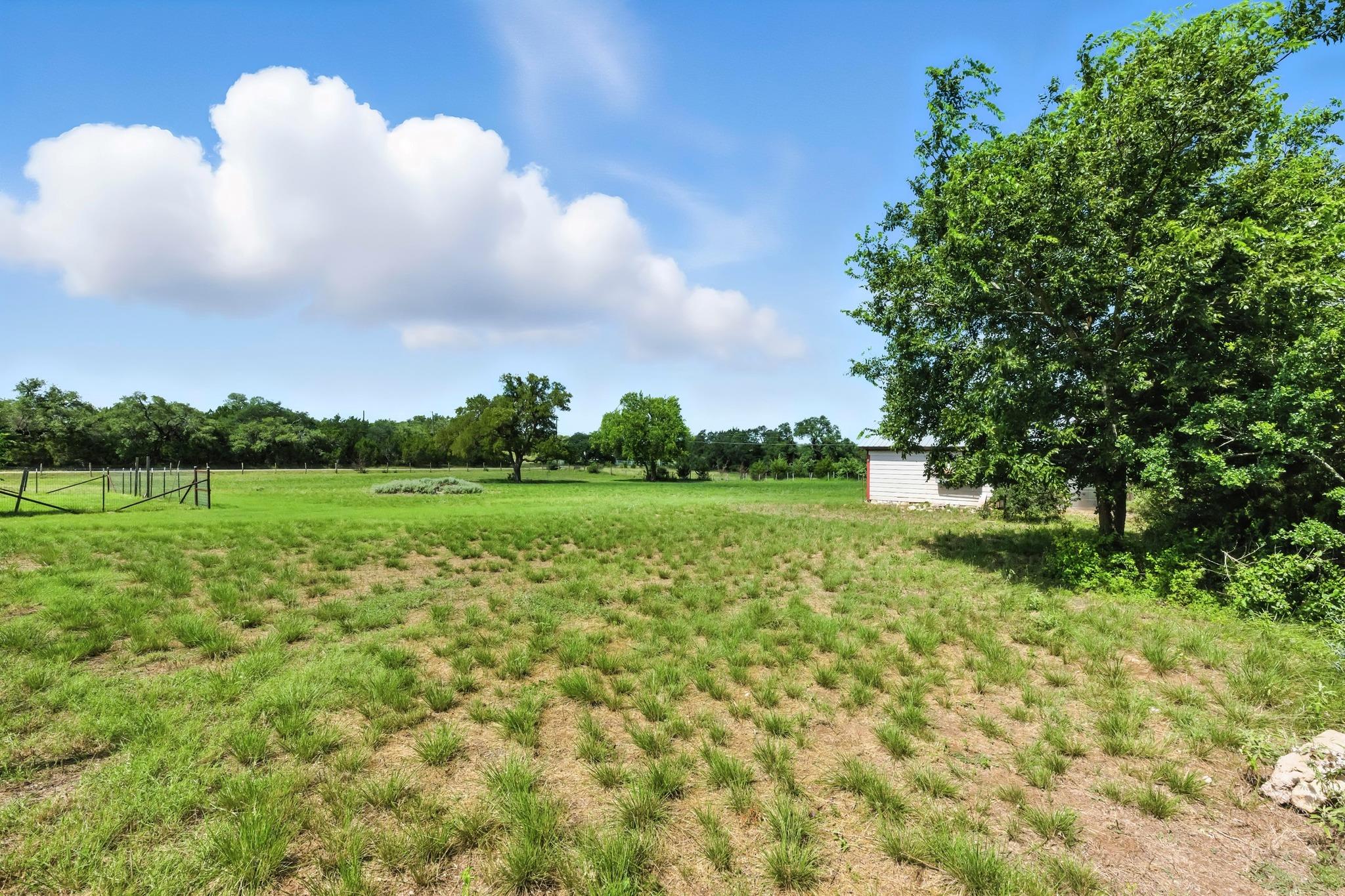 190 Carol Ann Dr, Austin, TX 78737