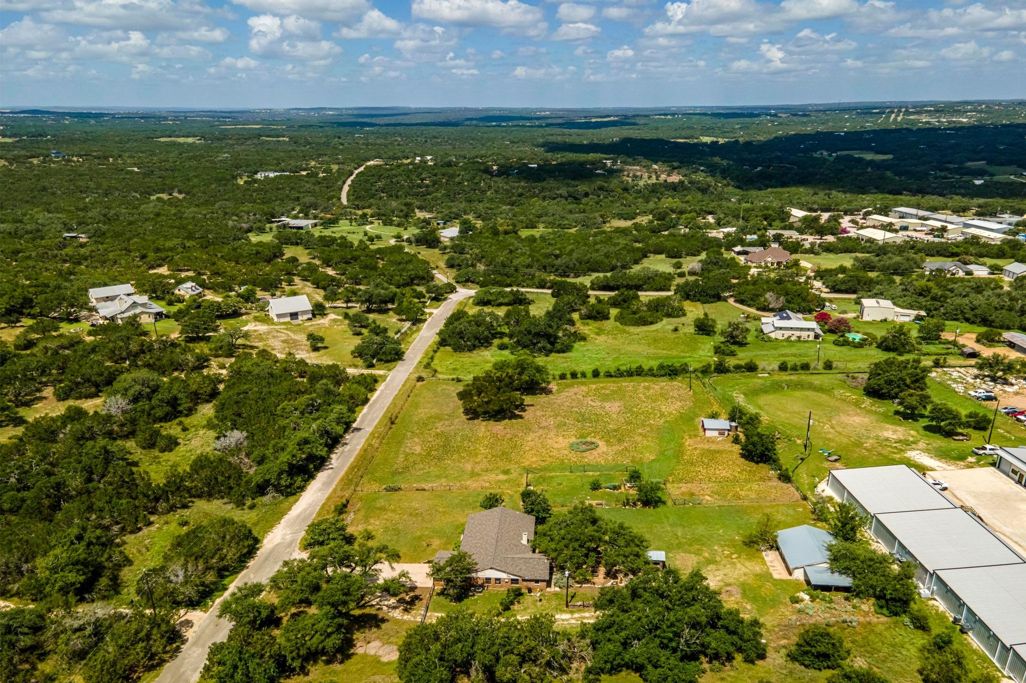 190 Carol Ann Dr, Austin, TX 78737