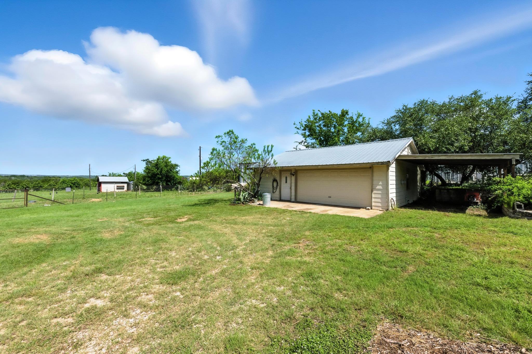 190 Carol Ann Dr, Austin, TX 78737