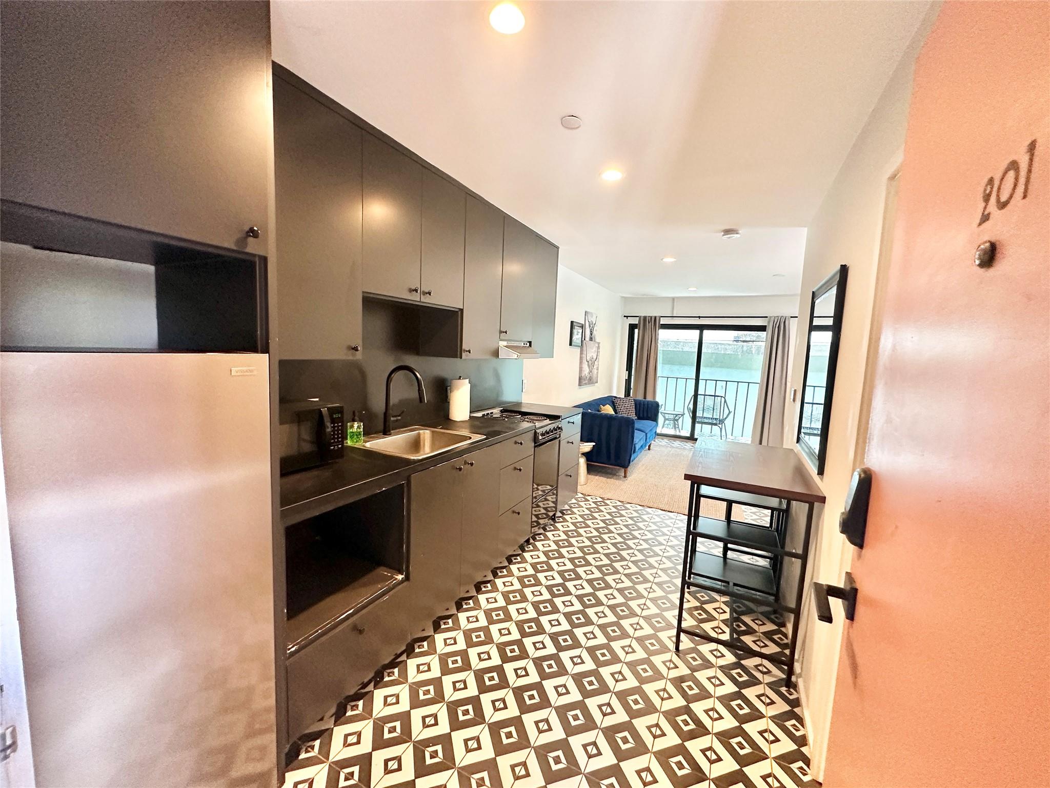 201 Academy Dr # 201, Austin, TX 78704