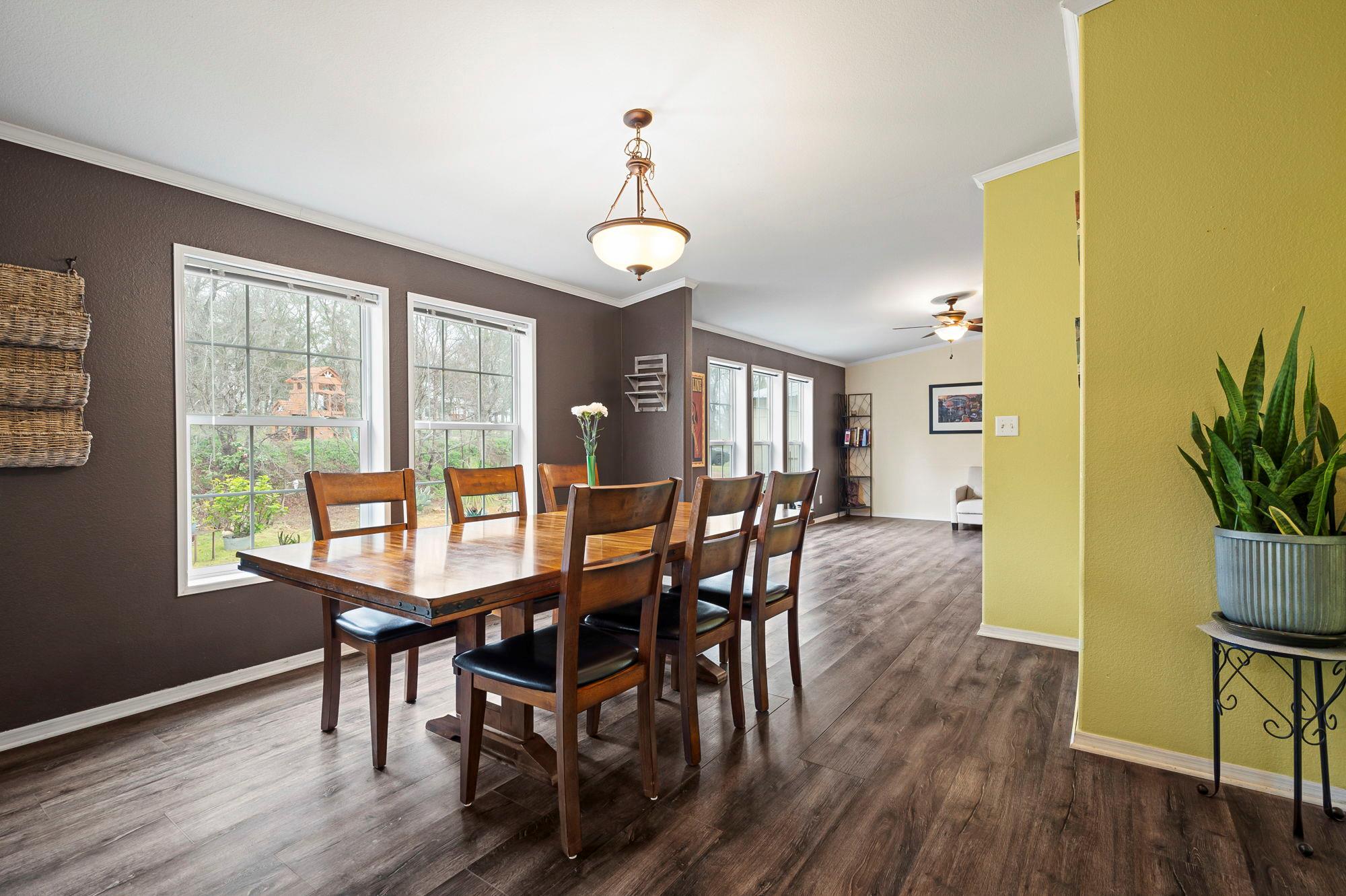 175 Fawn Ridge Rd, Cedar Creek, TX 78612