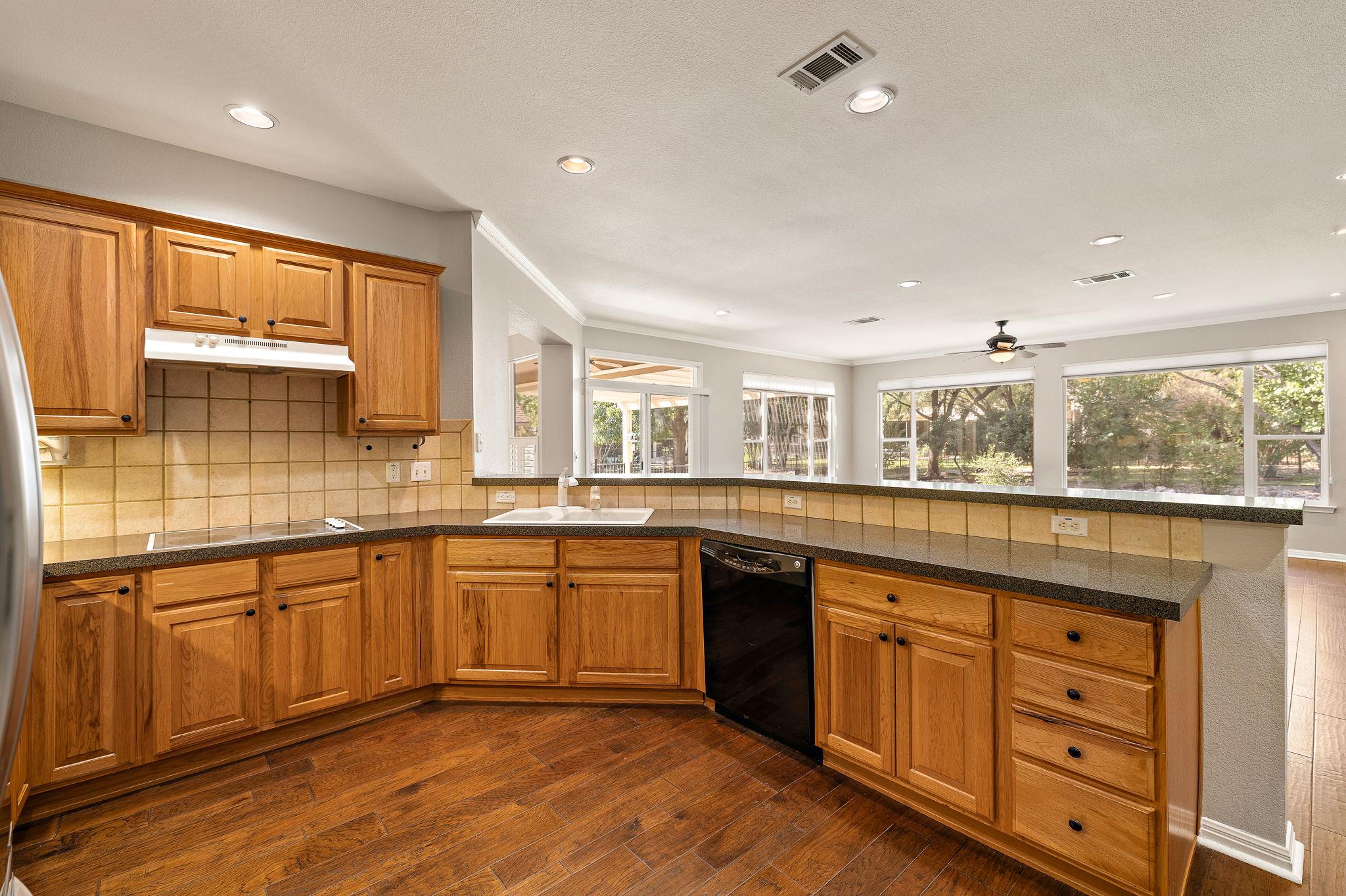 105 Liatris Ln, Georgetown, TX 78633