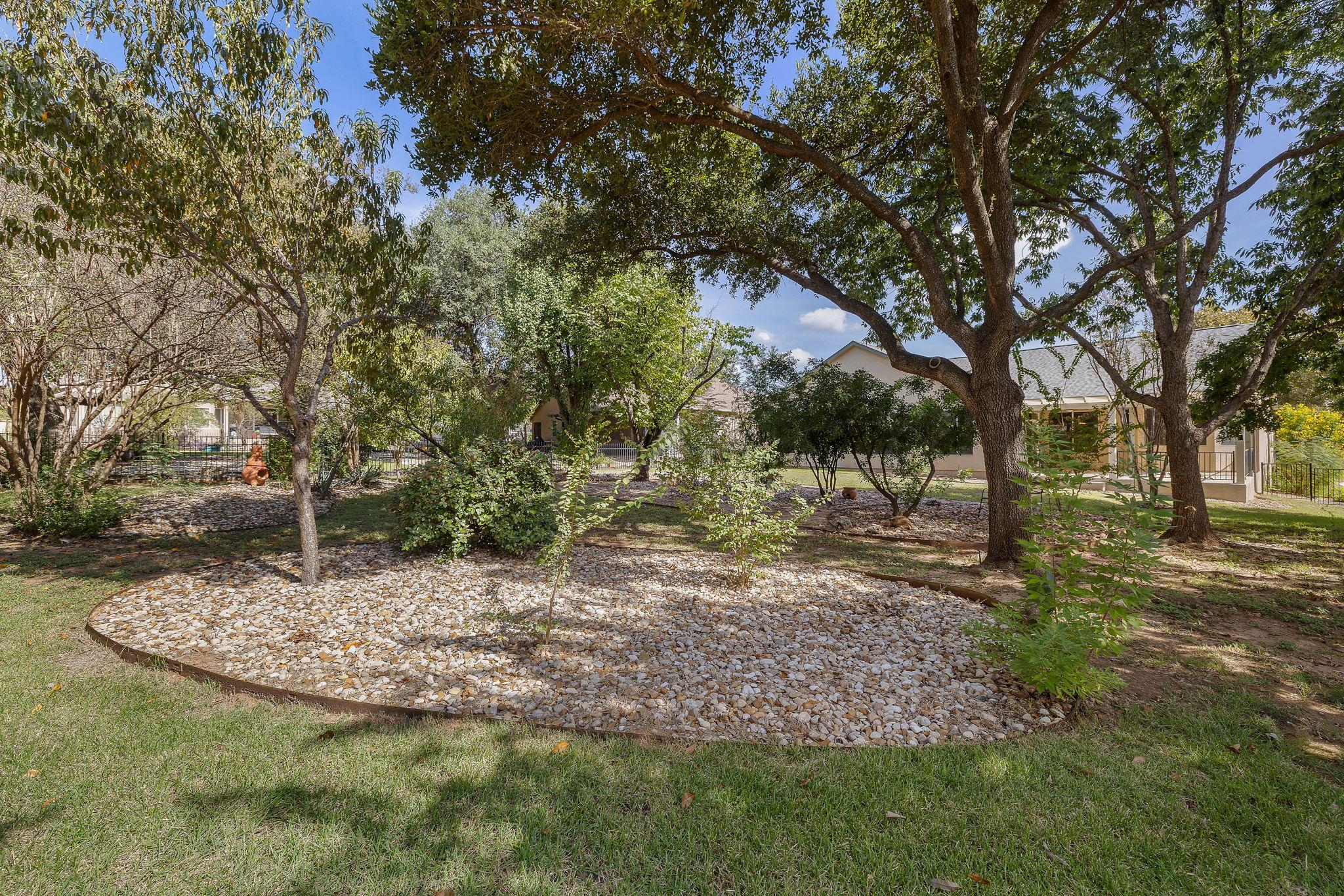 105 Liatris Ln, Georgetown, TX 78633