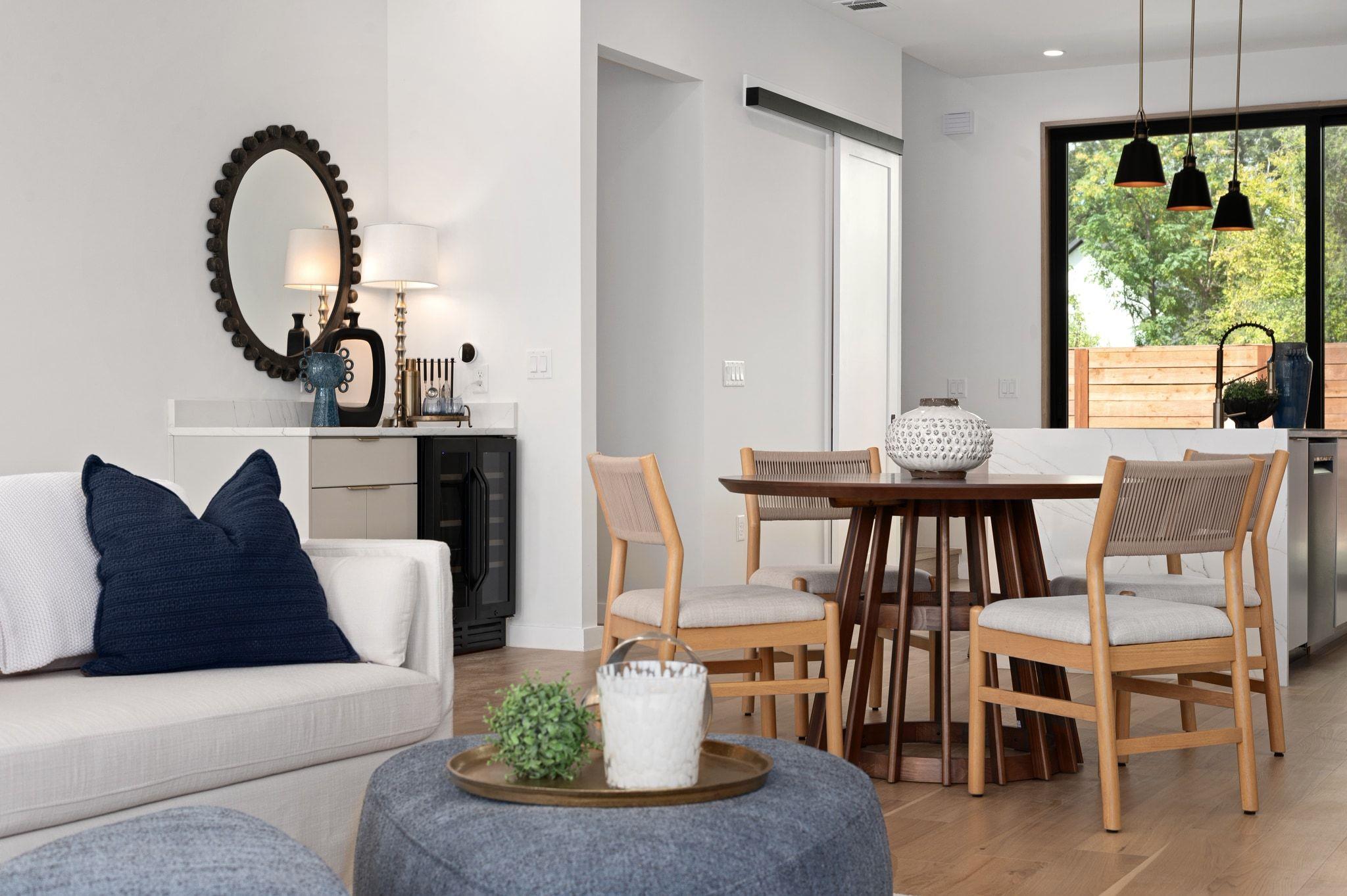 1104 Gunter St # 1/2, Austin, TX 78702