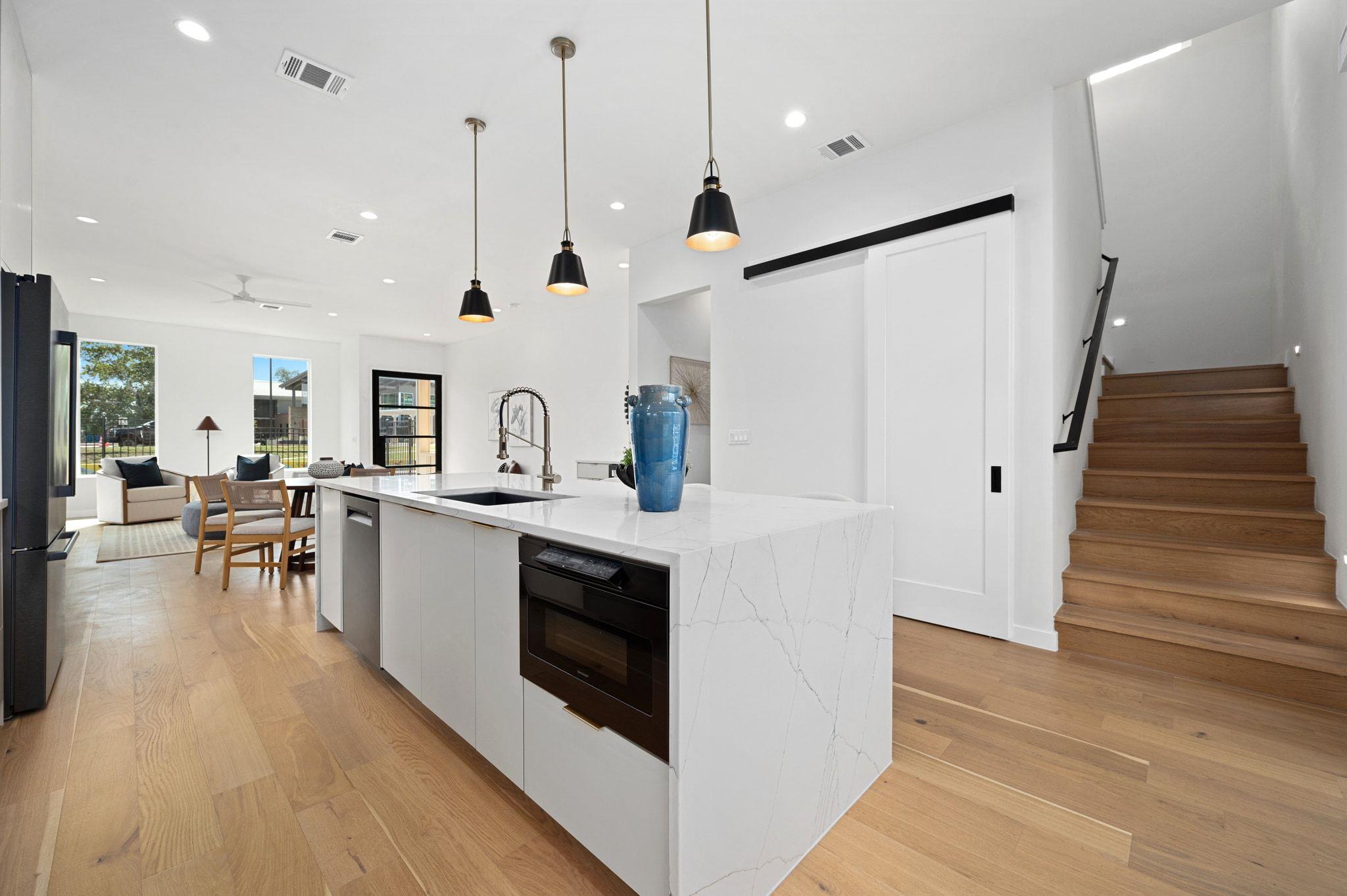 1104 Gunter St # 1/2, Austin, TX 78702