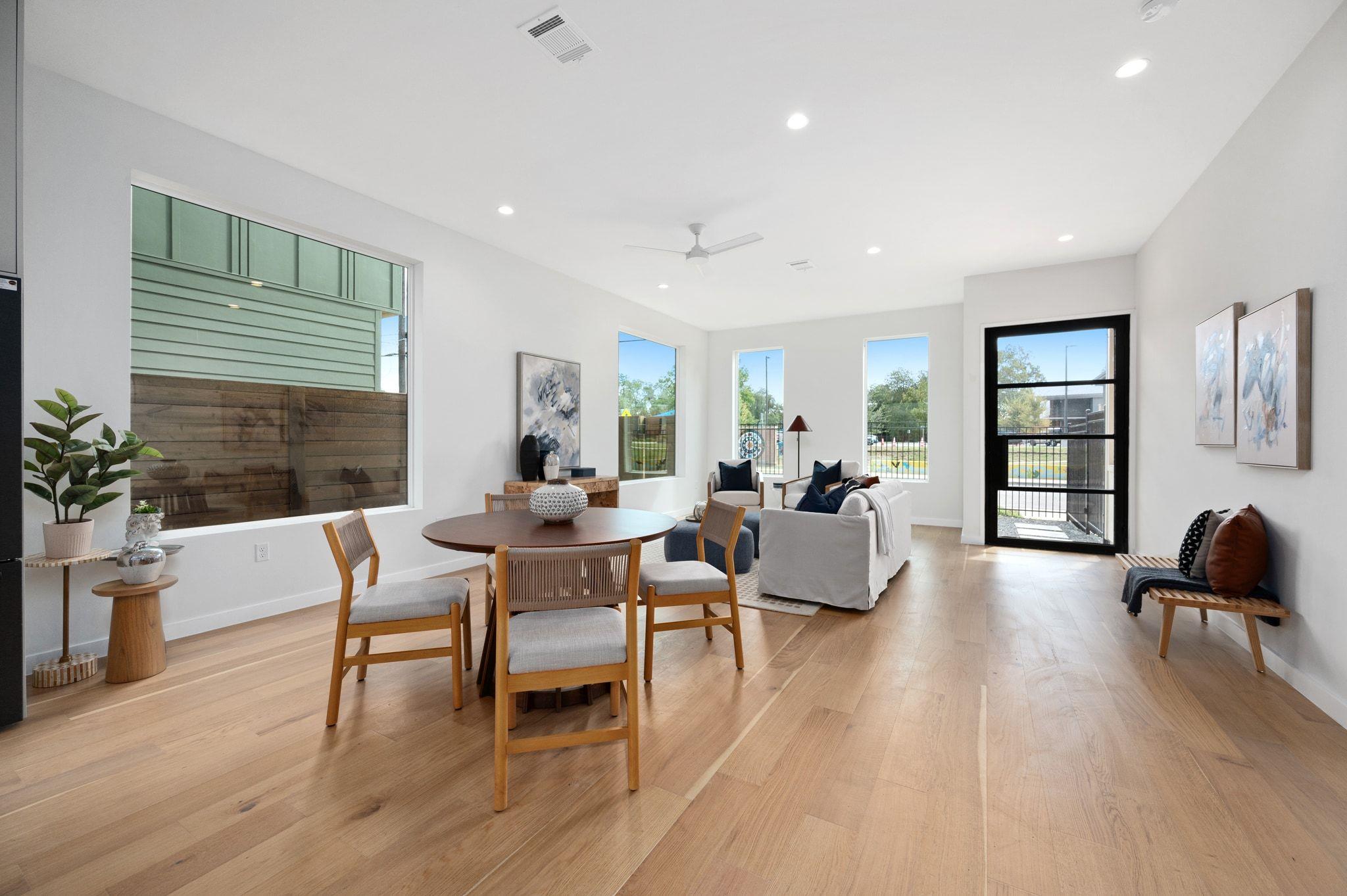 1104 Gunter St # 1/2, Austin, TX 78702