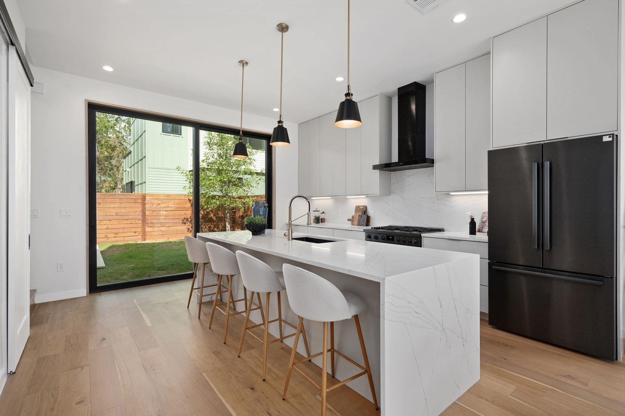 1104 Gunter St # 1/2, Austin, TX 78702