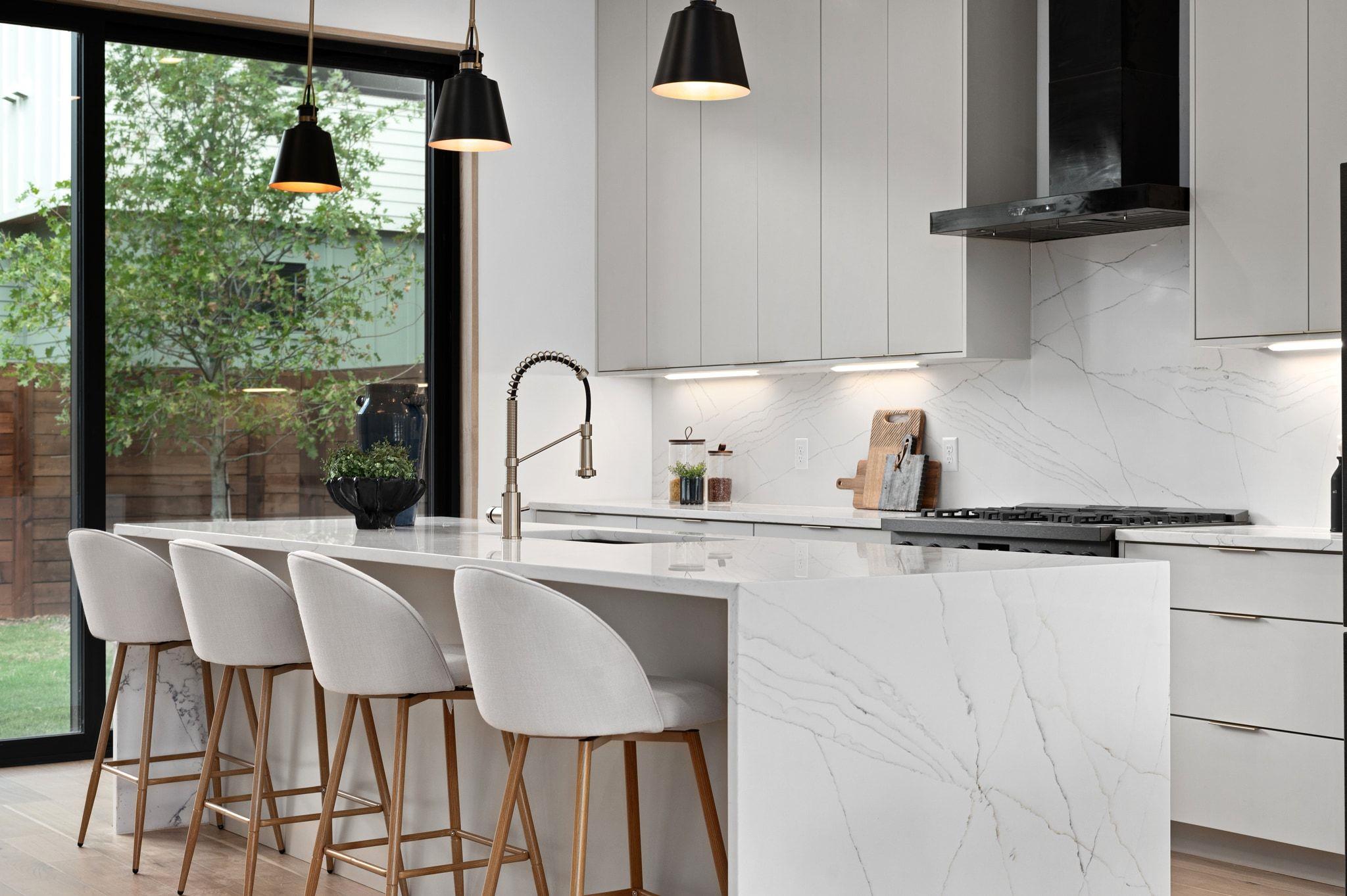 1104 Gunter St # 1/2, Austin, TX 78702