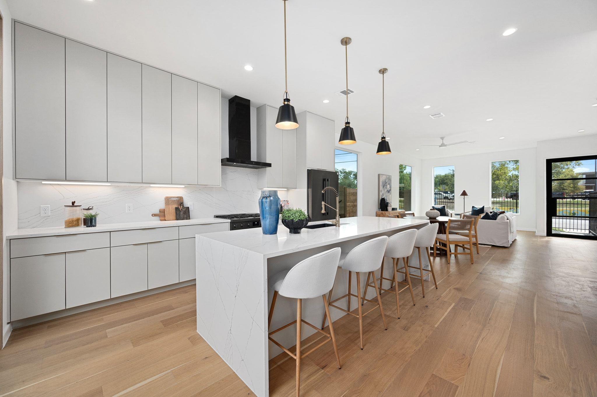 1104 Gunter St # 1/2, Austin, TX 78702