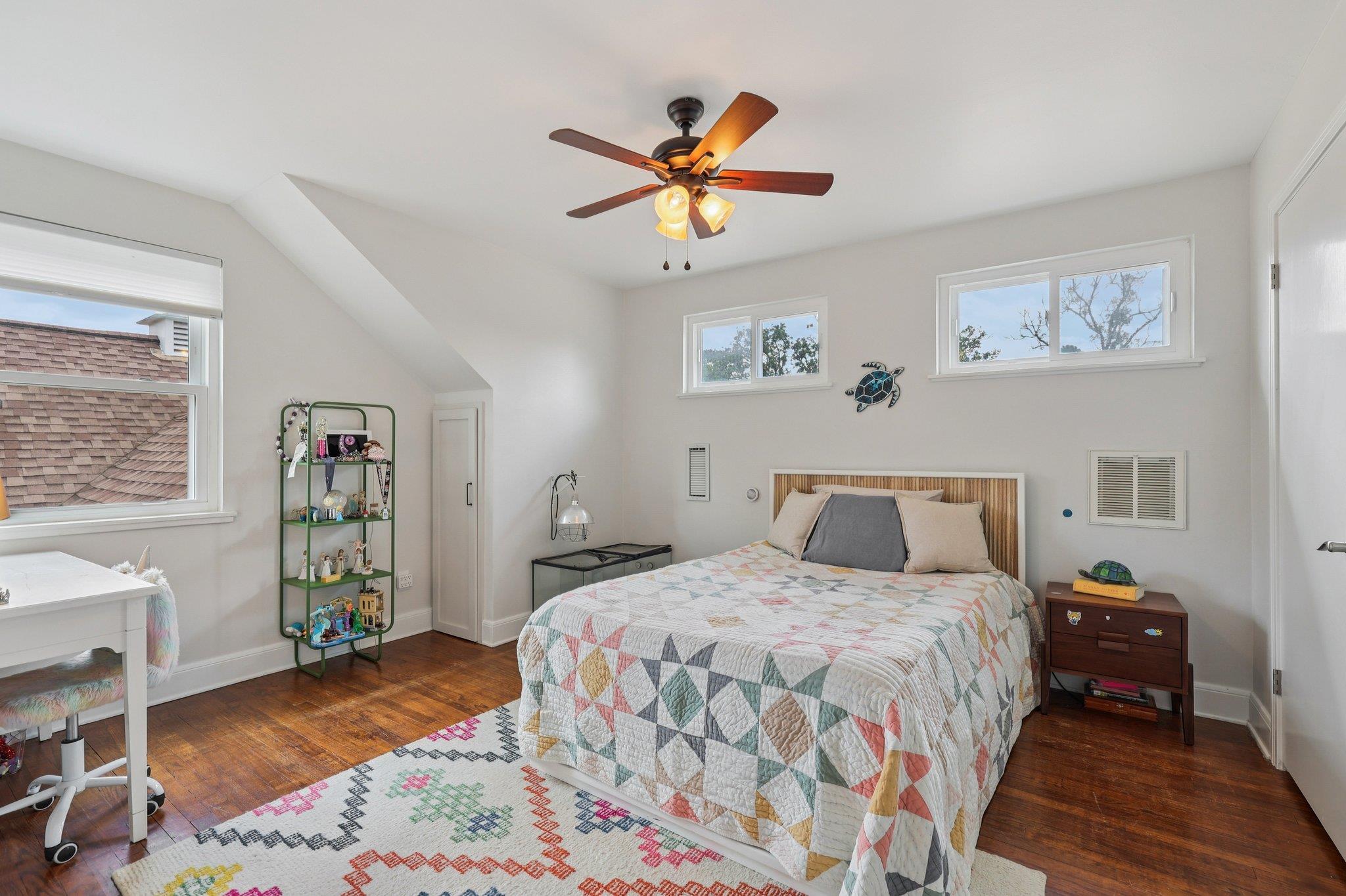 128 Copeland Hill Rd, Smithville, TX 78957