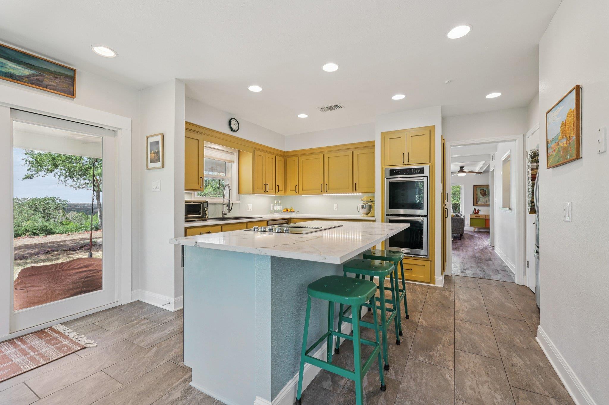 128 Copeland Hill Rd, Smithville, TX 78957