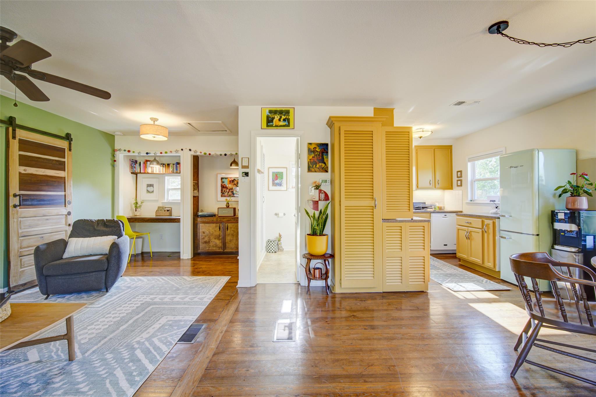 128 Copeland Hill Rd, Smithville, TX 78957