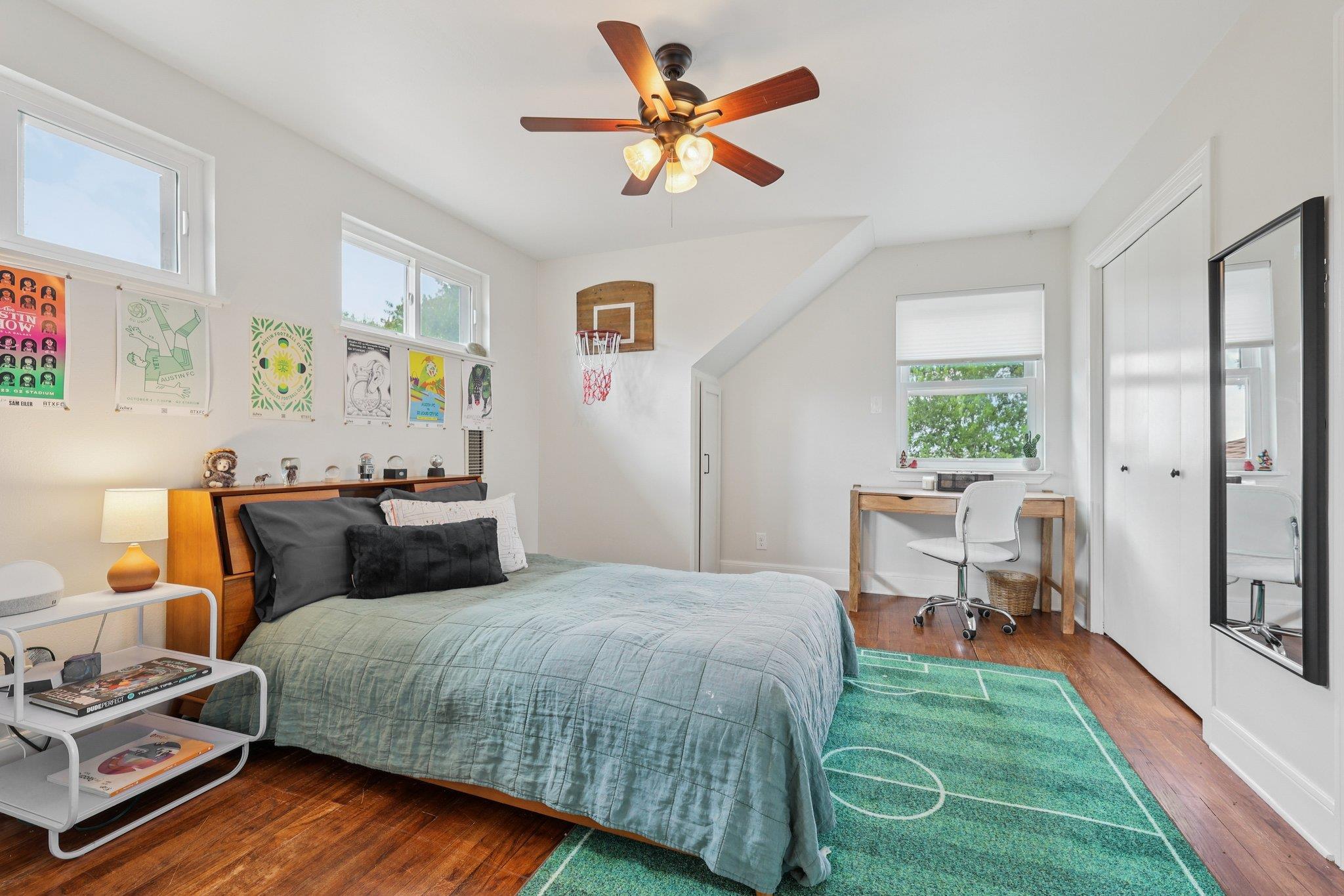 128 Copeland Hill Rd, Smithville, TX 78957