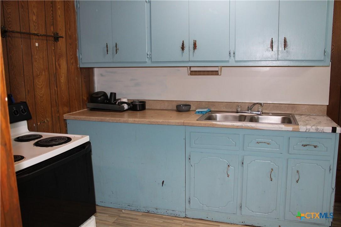 2512 S State Highway 36, Gatesville, TX 76528