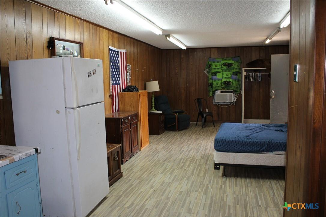 2512 S State Highway 36, Gatesville, TX 76528