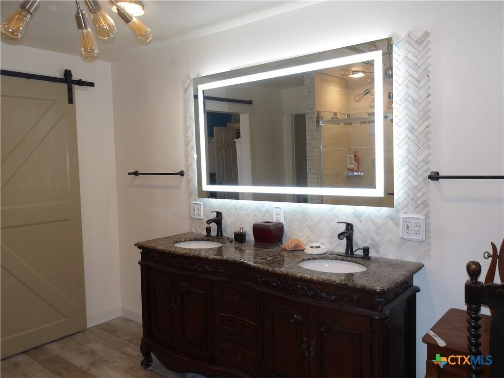 2512 S State Highway 36, Gatesville, TX 76528