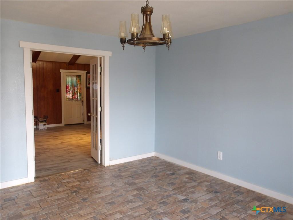 2512 S State Highway 36, Gatesville, TX 76528