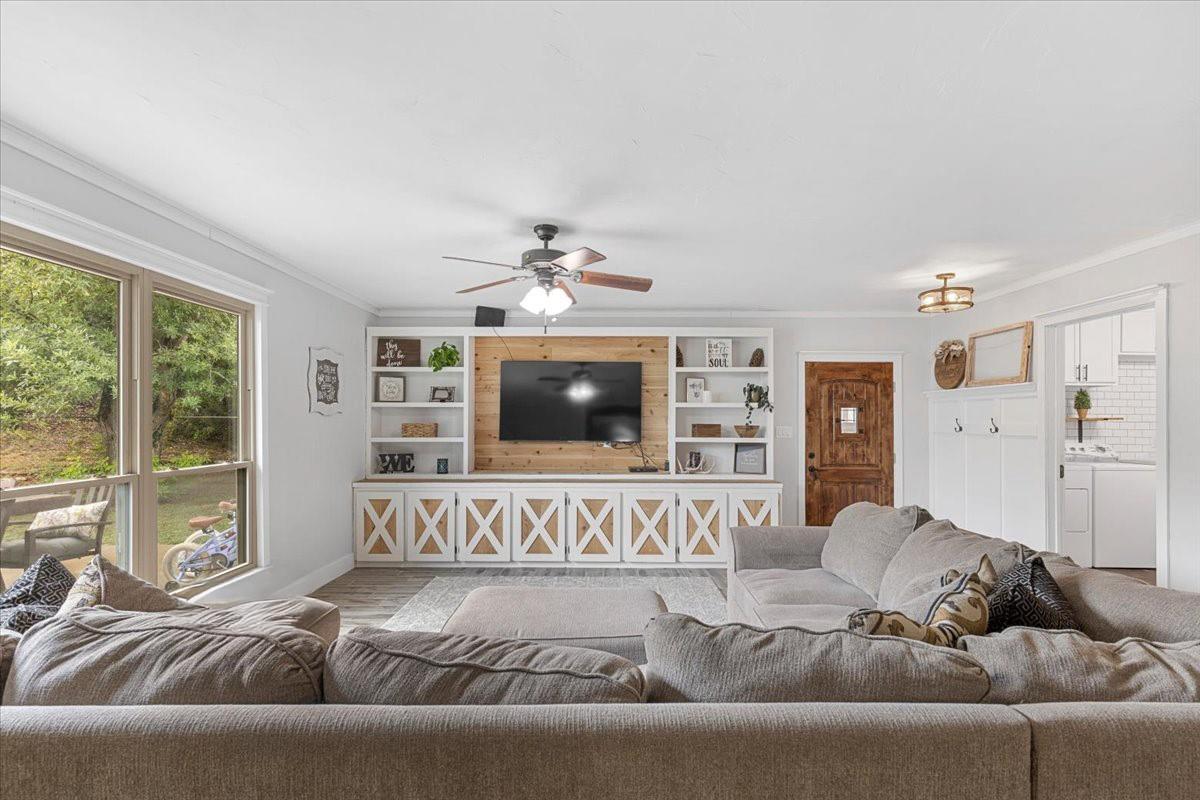 200 Rowlett Rd, Liberty Hill, TX 78642