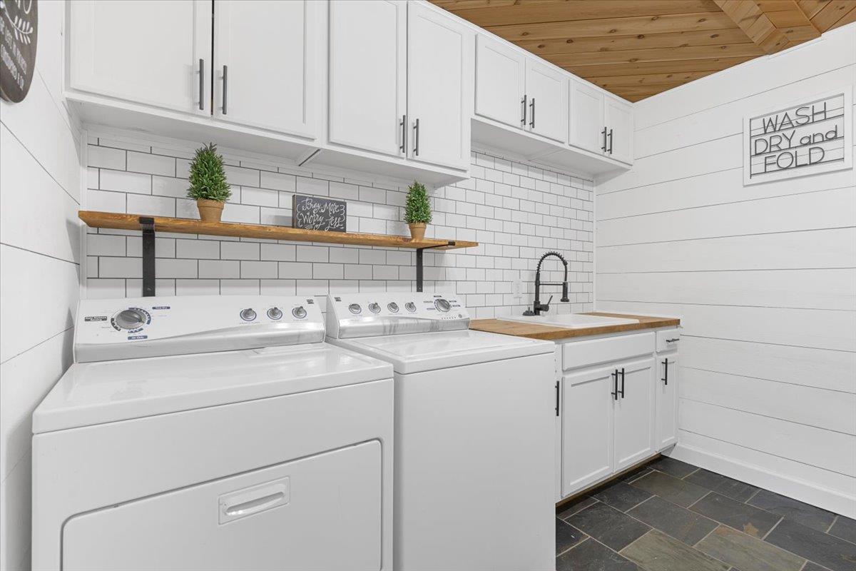 200 Rowlett Rd, Liberty Hill, TX 78642