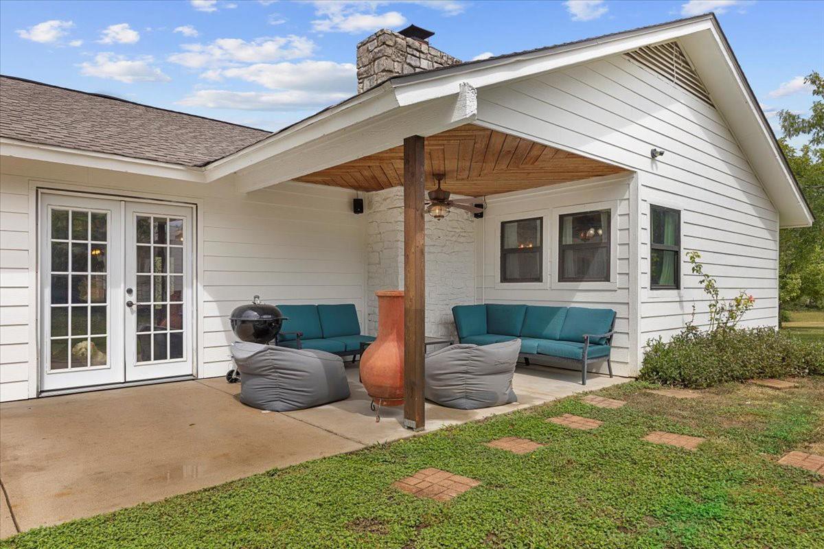 200 Rowlett Rd, Liberty Hill, TX 78642