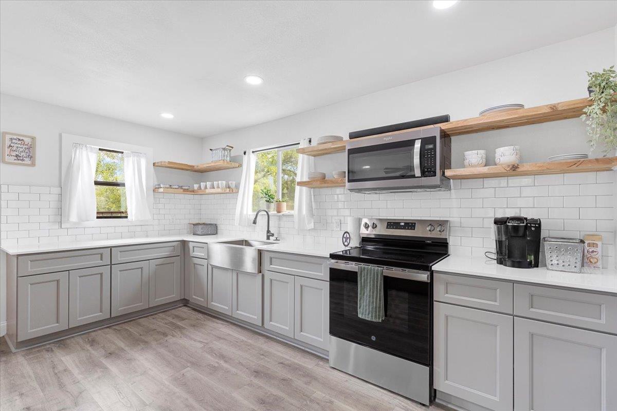 200 Rowlett Rd, Liberty Hill, TX 78642