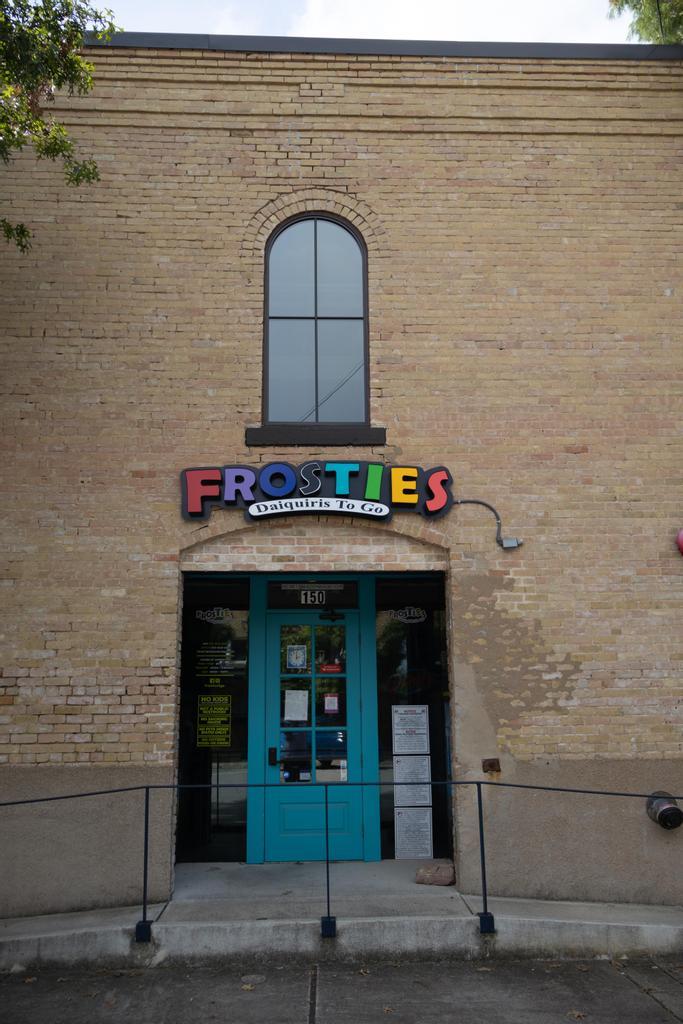 117 East St # 150, Hutto, TX 78634