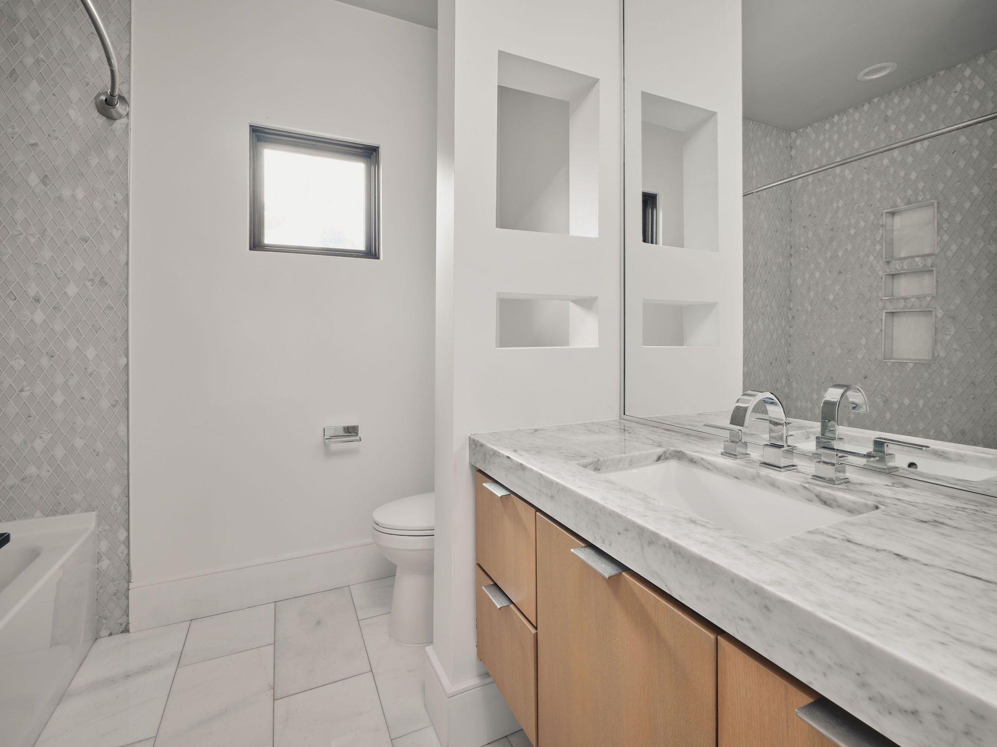 13 Niles Rd, Austin, TX 78703