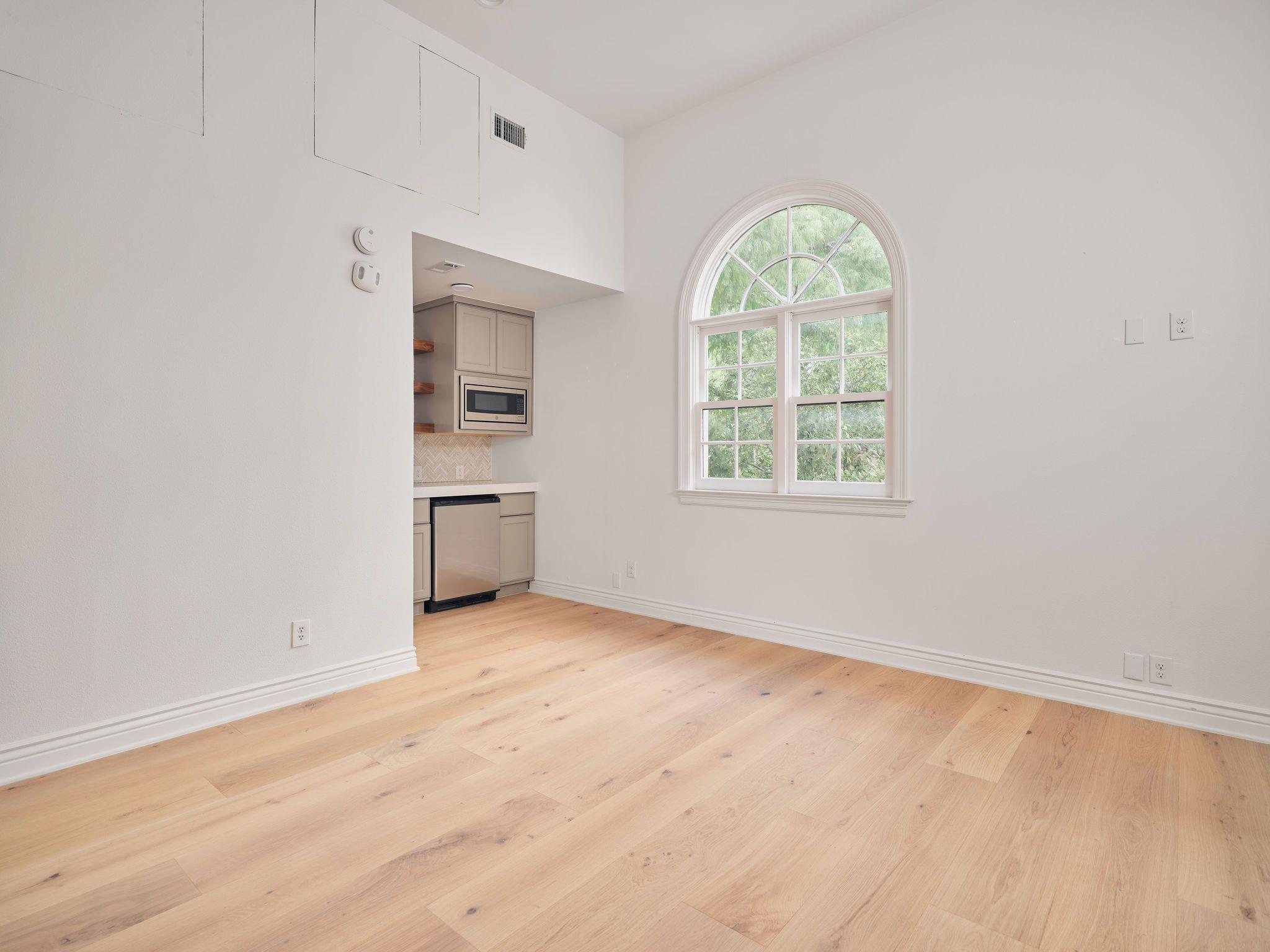 13 Niles Rd, Austin, TX 78703