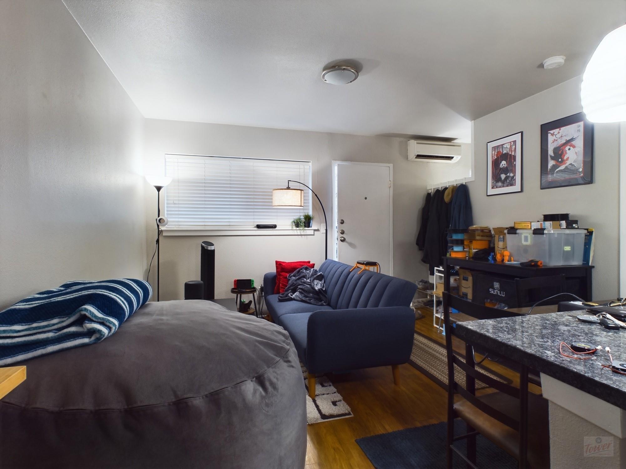 304 E 33rd St # 8, Austin, TX 78705