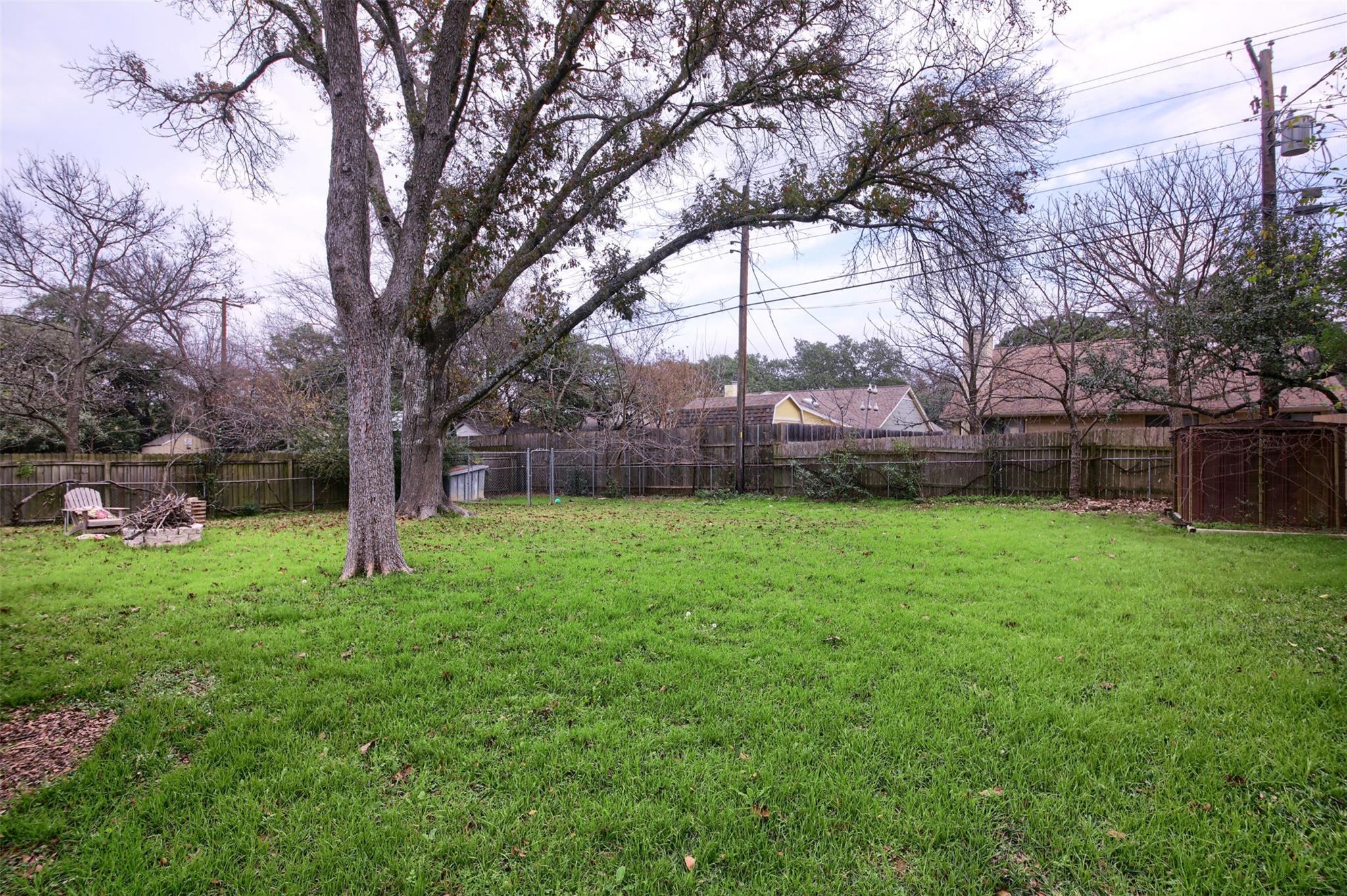11813 Highland Oaks Trl, Austin, TX 78759