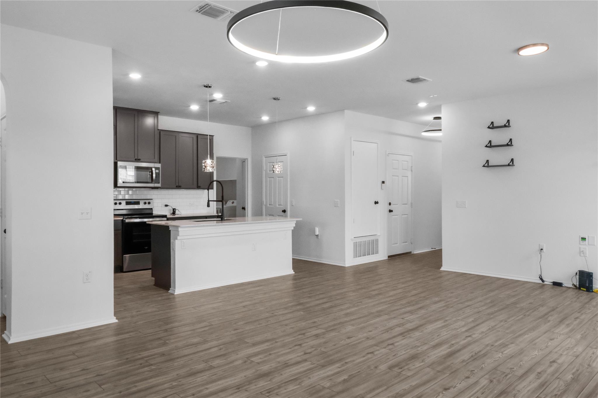 12500 Karasu Dr, Manor, TX 78653