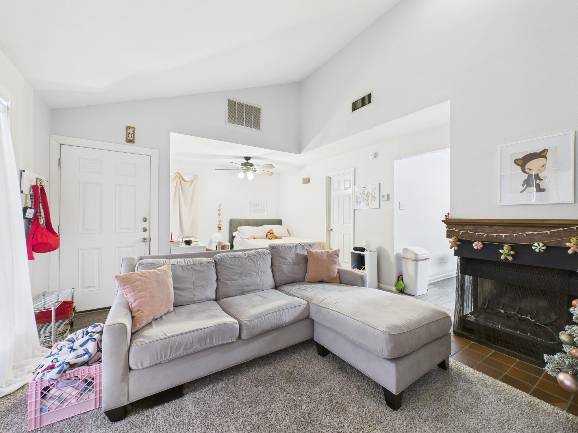 2529 Rio Grande St # 101, Austin, TX 78705