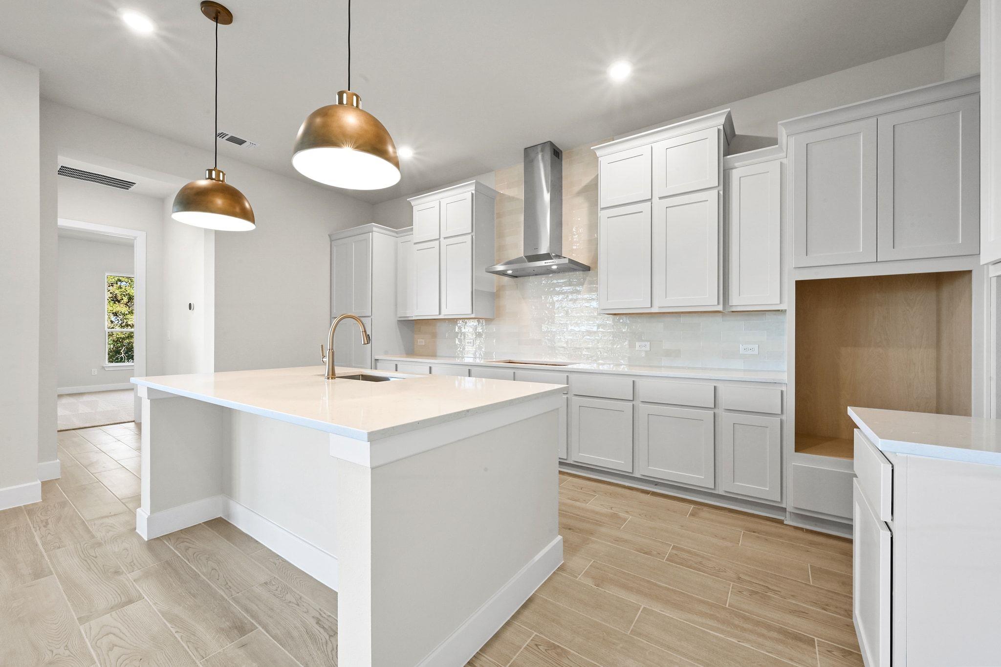 180 Montecilo Dr, Liberty Hill, TX 78642