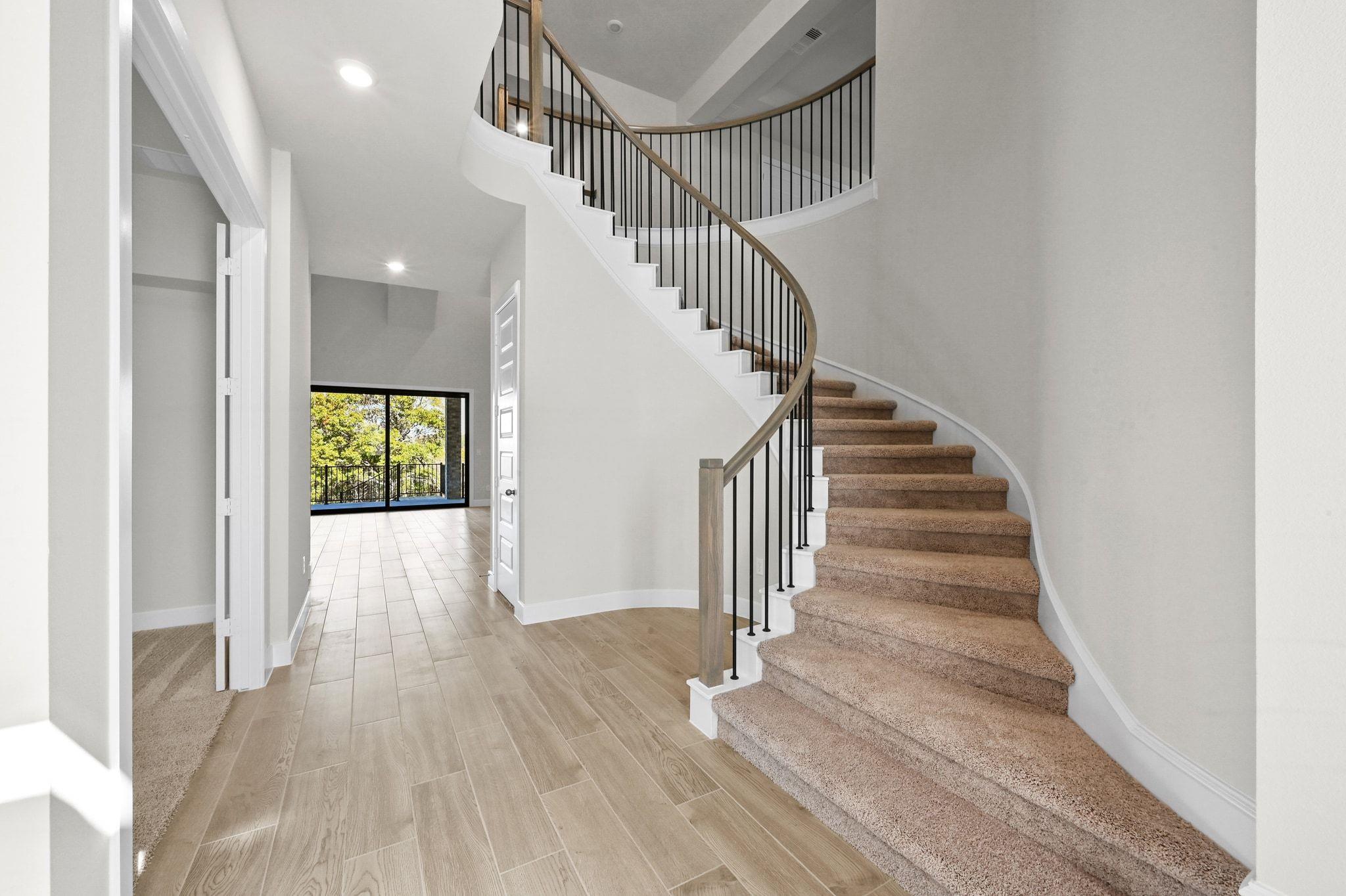 180 Montecilo Dr, Liberty Hill, TX 78642